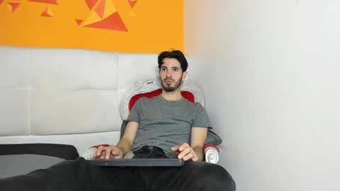 Snapshot of liamluxe chatting on March 11, 2:18 pm LiamLuxe online show from March 11, 2:18 pm