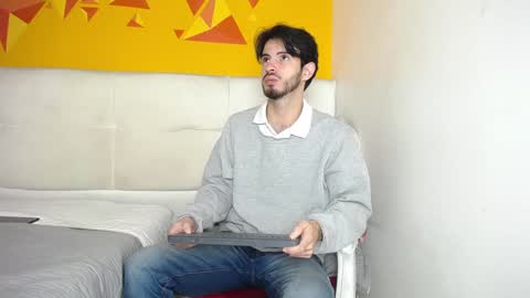 Snapshot of liamluxe chatting on January 11, 12:18 pm LiamLuxe online show from January 11, 12:18 pm