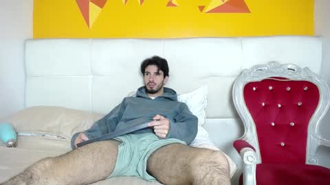 Snapshot of liamluxe chatting on December 27, 12:34 pm LiamLuxe online show from December 27, 12:34 pm