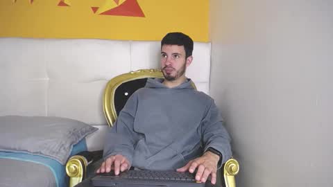 Snapshot of liamluxe chatting on September 26, 1:53 pm LiamLuxe online show from September 26, 1:53 pm