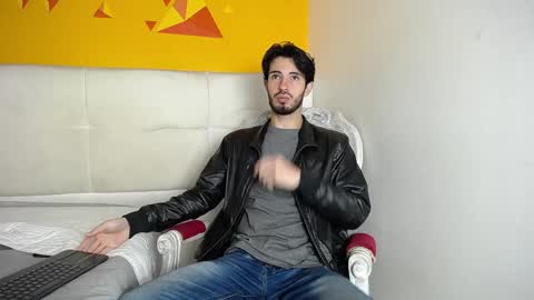 Snapshot of liamluxe chatting on January 3, 12:08 pm LiamLuxe online show from January 3, 12:08 pm