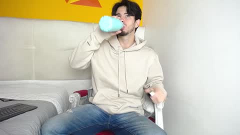Snapshot of liamluxe chatting on January 13, 12:13 pm LiamLuxe online show from January 13, 12:13 pm