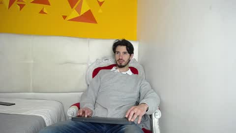 Snapshot of liamluxe chatting on January 28, 12:32 pm LiamLuxe online show from January 28, 12:32 pm