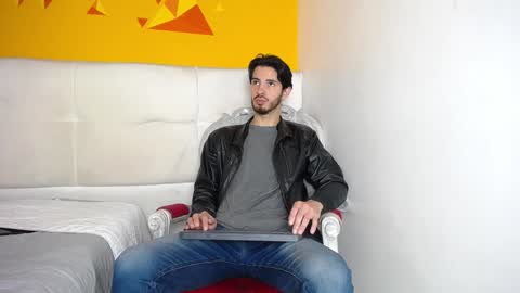 Snapshot of liamluxe chatting on January 10, 12:15 pm LiamLuxe online show from January 10, 12:15 pm