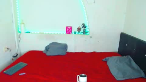 LIAM  KAI online show from April 30, 11:17 am