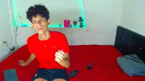 LIAM  KAI online show from April 26, 3:37 am