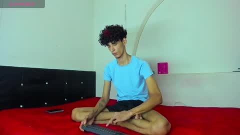 LIAM  KAI online show from April 21, 3:02 am