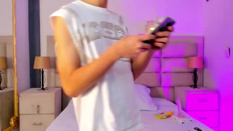 Liam Page online show from November 2, 9:30 pm