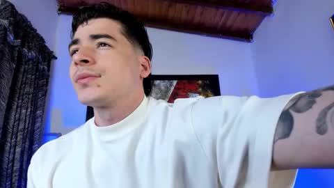 liamwyatt_ online show from December 2, 3:20 am