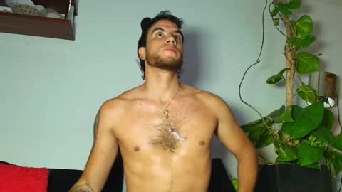 Lian Oconner online show from October 26, 2:13 am