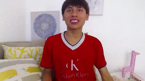 SAMUEL SAMY online show from October 28, 7:49 pm