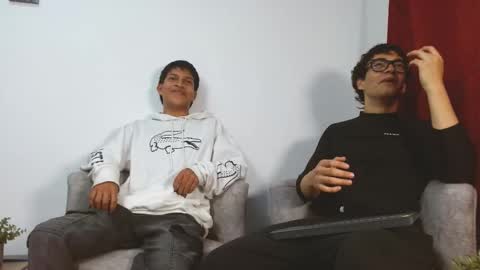 lian_wood online show from September 9, 3:17 am