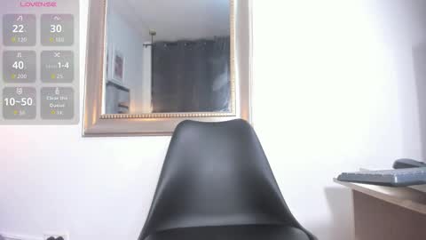 Snapshot of lianfox_ chatting on September 9, 1:43 pm lianfox_ online show from September 9, 1:43 pm