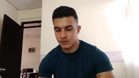 Liamstonne online show from April 6, 3:02 pm