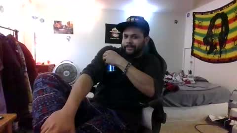 lightskinned666 online show from December 17, 1:24 am