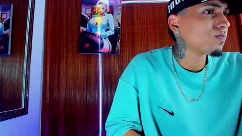 Daniel online show from February 4, 7:53 pm