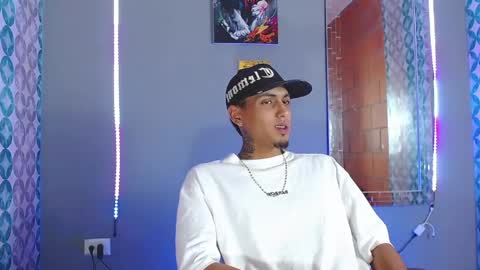 Daniel online show from April 17, 9:50 pm