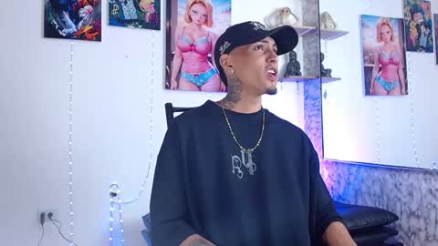 Snapshot of liiaam_lee_ chatting on September 9, 2:38 pm Daniel online show from September 9, 2:38 pm