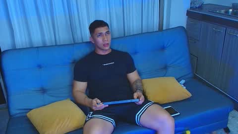 Snapshot of liiam_jesus chatting on September 23, 12:43 am liiam_jesus online show from September 23, 12:43 am
