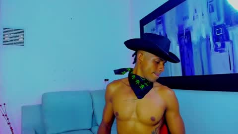 Lil KIng online show from April 7, 9:26 pm