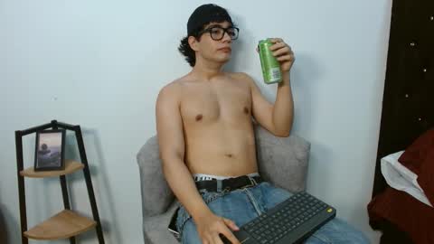Snapshot of lil_azmodeuss chatting on September 20, 2:44 am lil_azmodeuss online show from September 20, 2:44 am