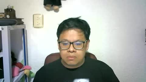 Snapshot of lil_hackerman chatting on October 17, 4:05 am Sir Ackerman online show from October 17, 4:05 am
