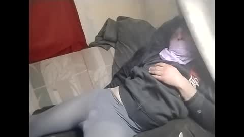 Snapshot of lilcockinhand chatting on December 10, 12:16 pm Lilcockinhand online show from December 10, 12:16 pm