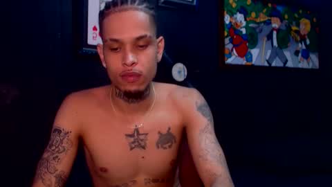 Snapshot of lilray99 chatting on January 1, 12:11 am ONLYFANS online show from January 1, 12:11 am
