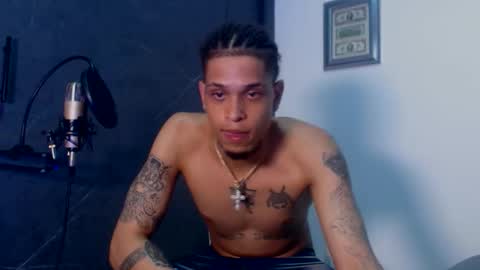 Snapshot of lilray99 chatting on September 16, 7:42 am ONLYFANS online show from September 16, 7:42 am