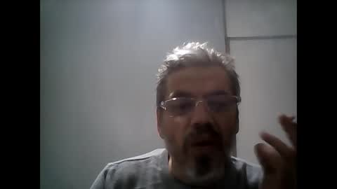 Snapshot of lily_lovelyman_ chatting on February 4, 2:39 am lily lovelyman online show from February 4, 2:39 am
