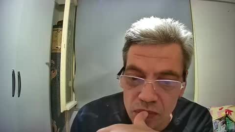 Snapshot of lily_lovelyman_ chatting on February 6, 6:46 pm lily lovelyman online show from February 6, 6:46 pm