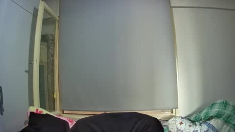 Snapshot of lily_lovelyman_ chatting on January 2, 7:55 am lily lovelyman online show from January 2, 7:55 am