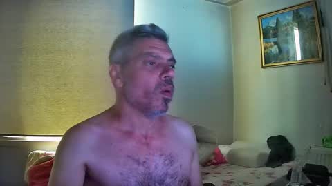 lilylovelyman50 online show from May 20, 12:55 pm
