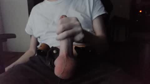 Snapshot of liocious98 chatting on October 23, 2:09 pm liocious98 online show from October 23, 2:09 pm