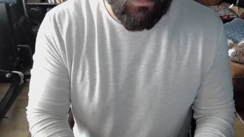 Daddy Lion online show from December 3, 5:23 pm