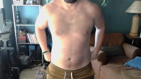 Daddy Lion online show from December 11, 3:22 pm
