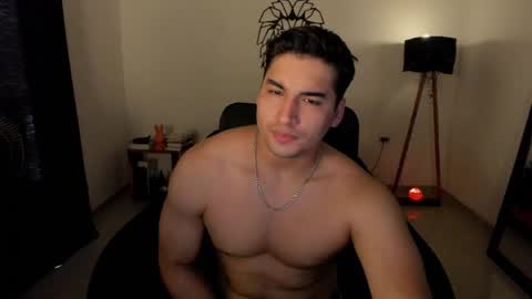 Lion online show from April 7, 8:31 pm