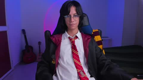 Snapshot of literateboy chatting on February 1, 12:40 am Literateboy online show from February 1, 12:40 am