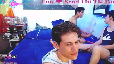 little_sunshine_squad online show from March 12, 5:04 am