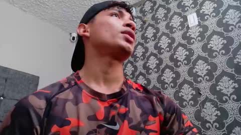 Tommy online show from October 31, 3:52 am