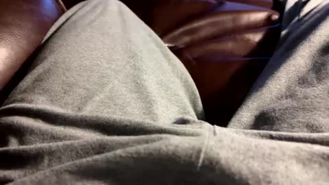 littledick69xs online show from December 11, 5:44 am