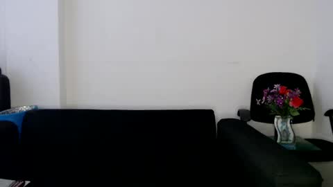 Snapshot of littledicklatin chatting on December 4, 10:30 pm Manu online show from December 4, 10:30 pm
