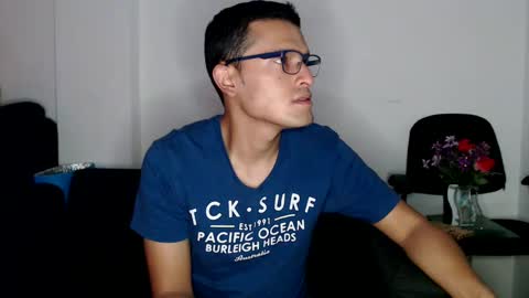 Snapshot of littledicklatin chatting on December 12, 4:37 am Manu online show from December 12, 4:37 am