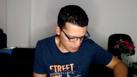 Snapshot of littledicklatin chatting on December 9, 4:23 am Manu online show from December 9, 4:23 am