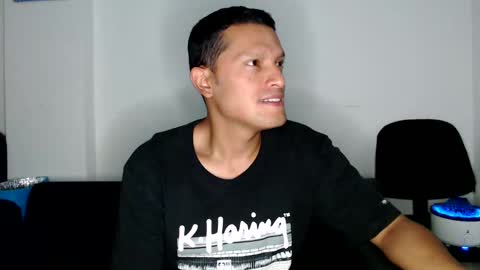 Snapshot of littledicklatin chatting on February 10, 3:03 am Manu online show from February 10, 3:03 am