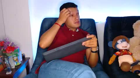 Manu online show from April 26, 4:10 am