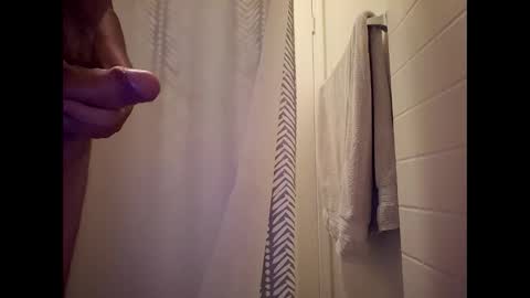 littleguyy888 online show from April 1, 11:02 pm