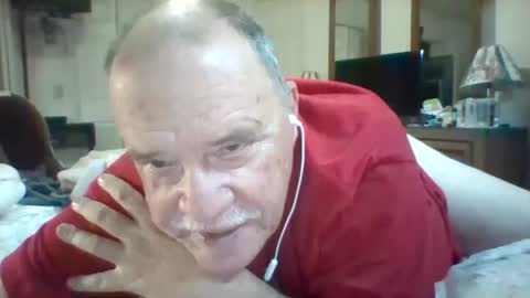 Snapshot of littlekenny1951 chatting on October 14, 8:38 pm littlekenny1951 online show from October 14, 8:38 pm
