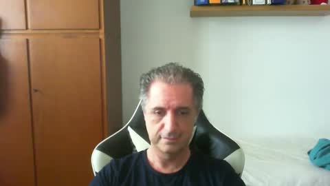 liuk53 online show from April 18, 2:18 pm