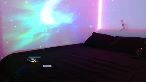 Snapshot of lliamm_2 chatting on February 9, 5:01 pm lliamm 2 online show from February 9, 5:01 pm